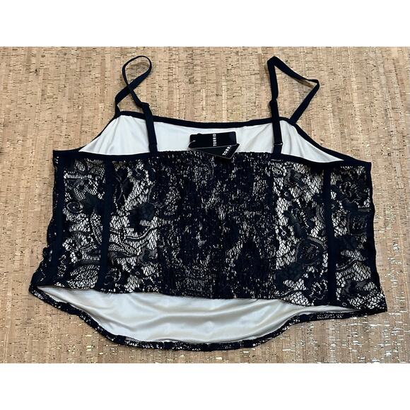 Torrid Women’s Solid Black Lace Caged Tank Top Size 2 (2X) - Picture 5 of 9